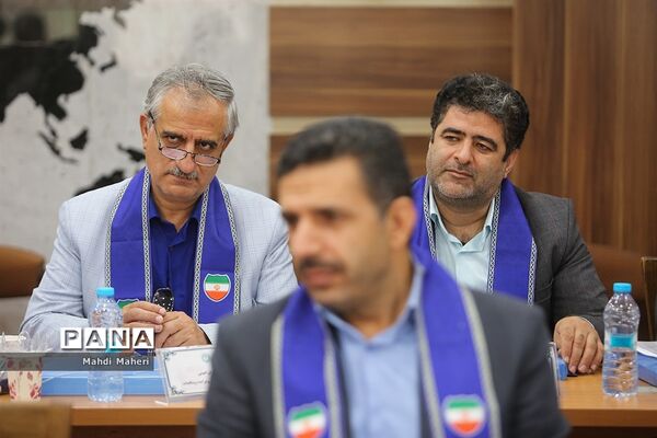 نشست صمیمانه مدیران سازمان دانش‌آموزی سراسر کشور-1