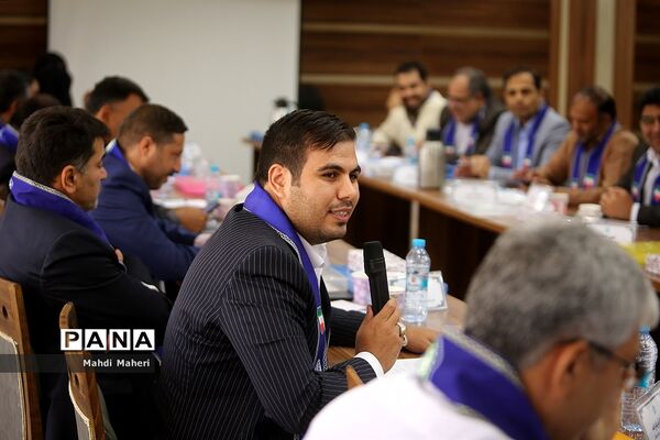 نشست صمیمانه مدیران سازمان دانش‌آموزی سراسر کشور-1