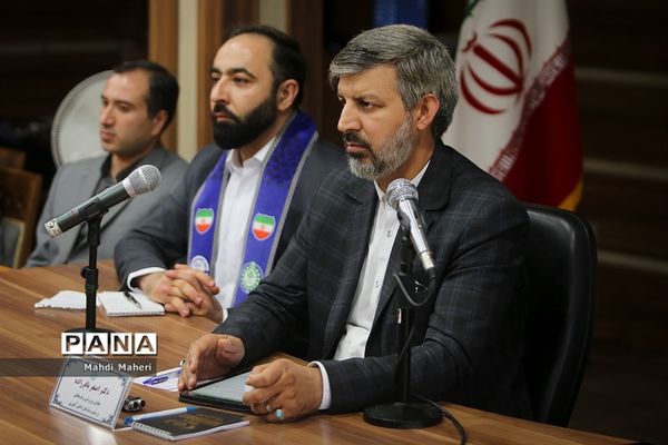 نشست صمیمانه مدیران سازمان دانش‌آموزی سراسر کشور-2