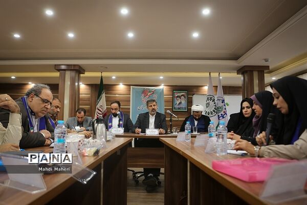نشست صمیمانه مدیران سازمان دانش‌آموزی سراسر کشور-2