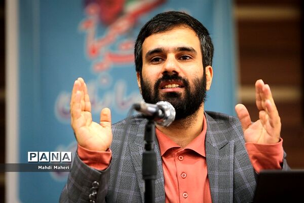 دومین روز نشست صمیمانه مدیران سازمان دانش‌آموزی سراسر کشور