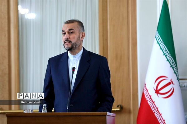 دیدار وزرای خارجه ایران و آذربایجان
