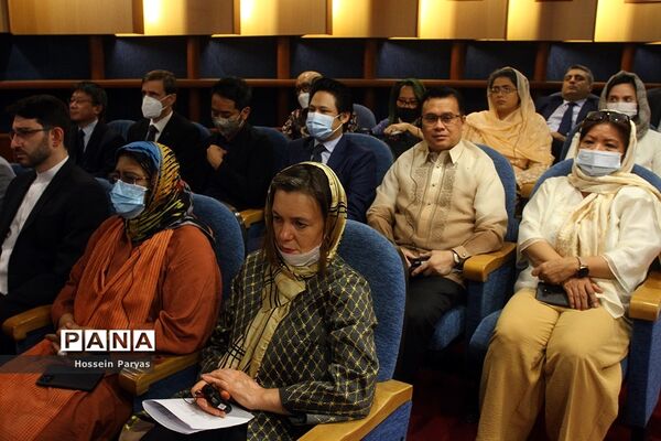 افتتاح نمایشگاه شهرهای خواهرخوانده و توانمندی مدیریت شهری تهران