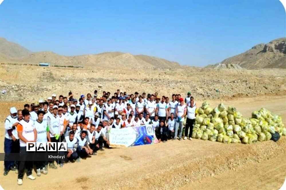 همایش دوستی با طبیعت به مناسبت هفته مبارزه با مواد مخدر در نجف آباد