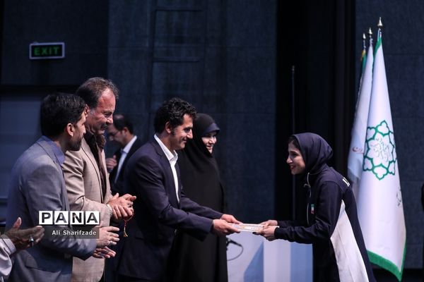 مراسم تقدیر از کاروان المپیک ویژه ناشنوایان ایران