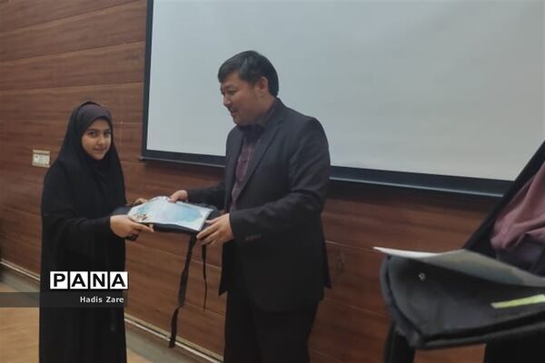 آیین تجلیل از مقام‌آوران استانی جشنواره سردار دل‌ها