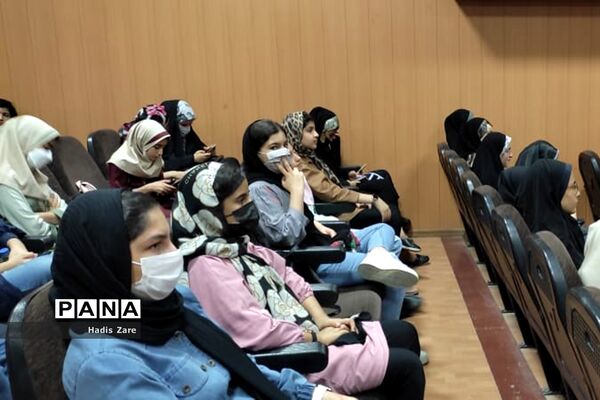 آیین تجلیل از مقام‌آوران استانی جشنواره سردار دل‌ها