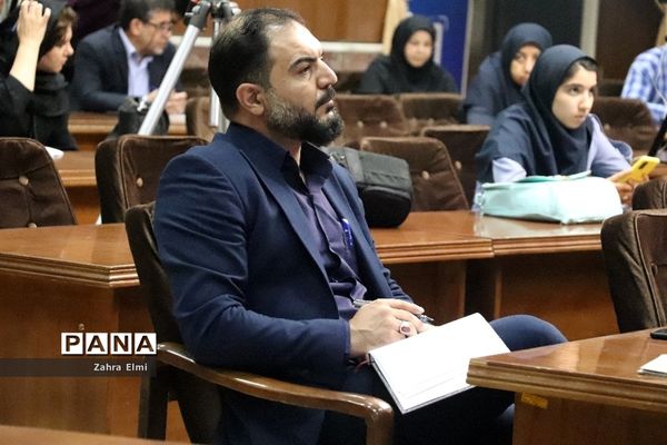 نشست خبری مدیرکل فرهنگ و ارشاد اسلامی آذربایجان شرقی با اصحاب رسانه