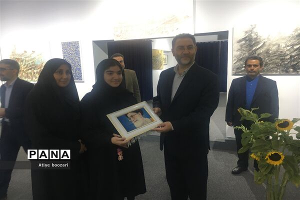 افتتاح نگارخانه کوشا در کانون فرهنگی و تربیتی شهید مفتح تهران
