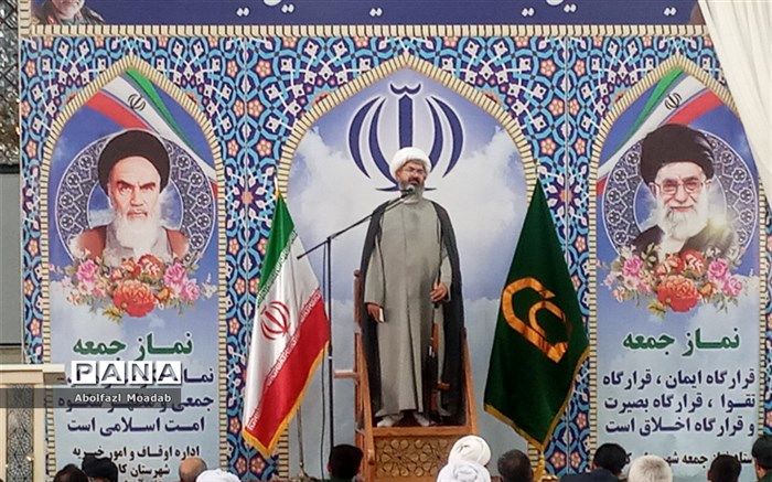 رعایت حجاب توسط کارکنان‌ دولتی مطالبه مردم است