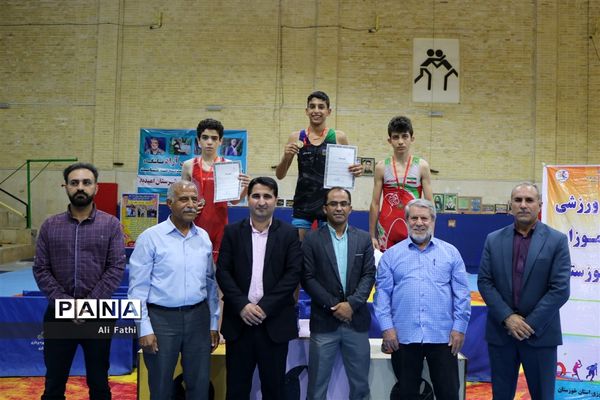 مسابقات لیگ کشتی آزاد دانش‌آموزی استان خوزستان در امیدیه