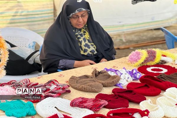 سومین جشنواره گل‌های نیلوفر آبی در مازندران