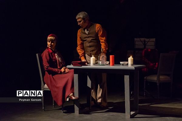 اجرای کنسرت نمایش «کافه لکانطه» در پردیس تئاتر شهرزاد