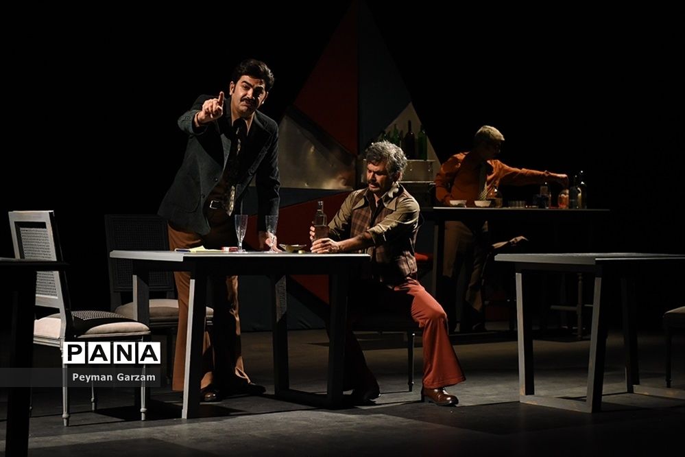 اجرای کنسرت نمایش «کافه لکانطه» در پردیس تئاتر شهرزاد
