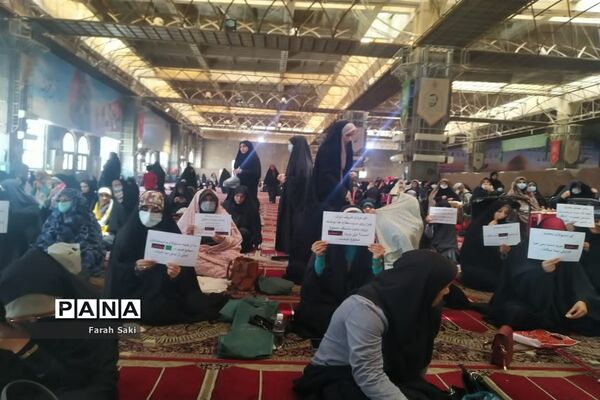 مطالبه احیای فرهنگ حجاب و عفاف در مصلای اهواز