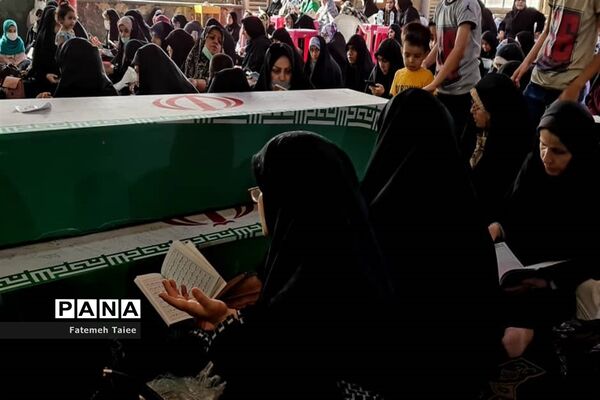 آیین دعای پر فیض عرفه در اهواز