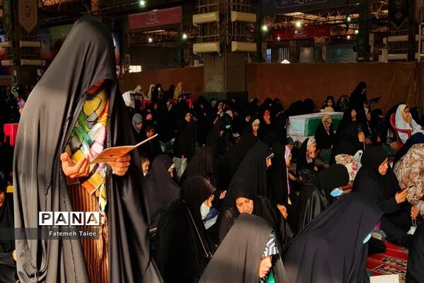 آیین دعای پر فیض عرفه در اهواز