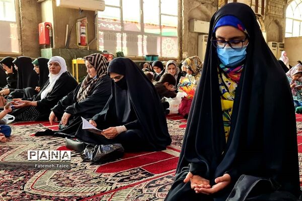 آیین دعای پر فیض عرفه در اهواز