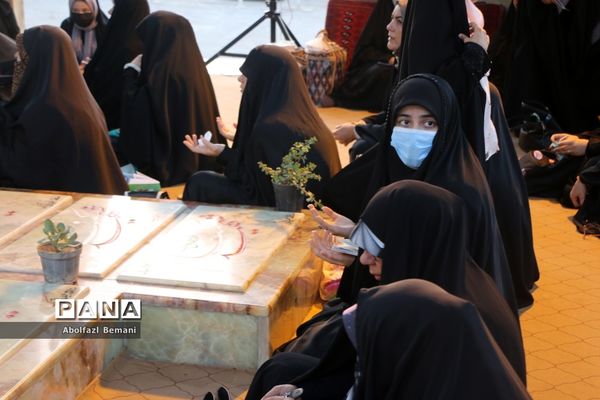 مراسم دعای عرفه در کوه خضر نبی قم-1