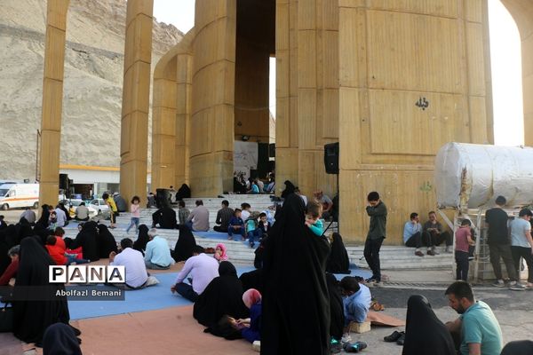 مراسم دعای عرفه در کوه خضر نبی قم-1