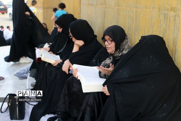 مراسم دعای عرفه در کوه خضر نبی قم-1