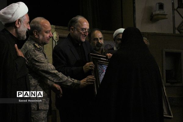 اختتامیه نخستین دوره جشنواره ملی فیلمنامه‌نویسی شهادت قلم در قم -2