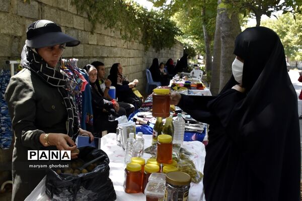 نمایشگاه دست سازه‌ها در بهنمیر