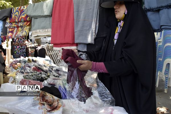 نمایشگاه دست سازه‌ها در بهنمیر