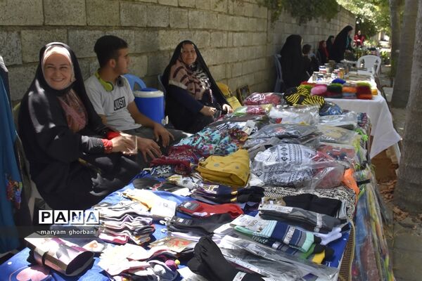 نمایشگاه دست سازه‌ها در بهنمیر