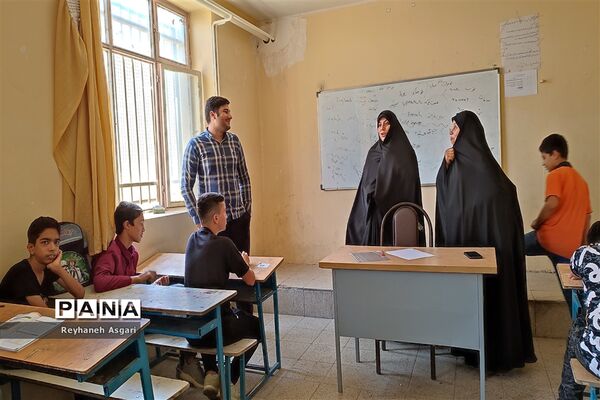 پویش «لبخند رضایت» در مدارس محروم شهرستان قرچک