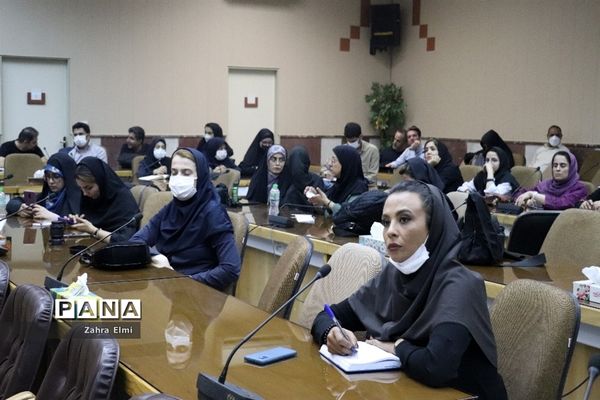 نشست خبری رئیس دانشگاه علوم پزشکی در تبریز