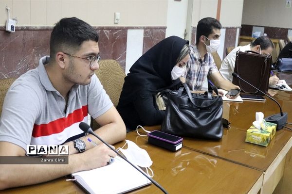 نشست خبری رئیس دانشگاه علوم پزشکی در تبریز