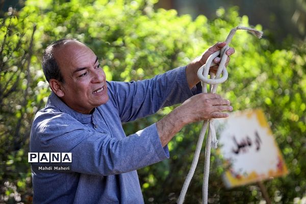 برگزاری کلاس‌ها و دوره‌های آموزشی ویژه دانش‌آموزان عشایر کشور در اردوگاه ثامن الحجج مشهد مقدس