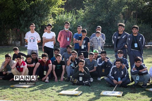 برگزاری کلاس‌ها و دوره‌های آموزشی ویژه دانش‌آموزان عشایر کشور در اردوگاه ثامن الحجج مشهد مقدس