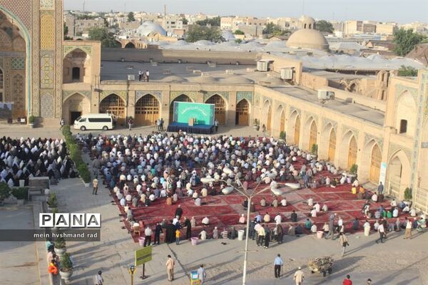 برگزاری نماز عید قربان در مسجدالنبی (ص) قزوین