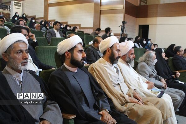 آیین تجلیل از نویسندگان بومی مازندران