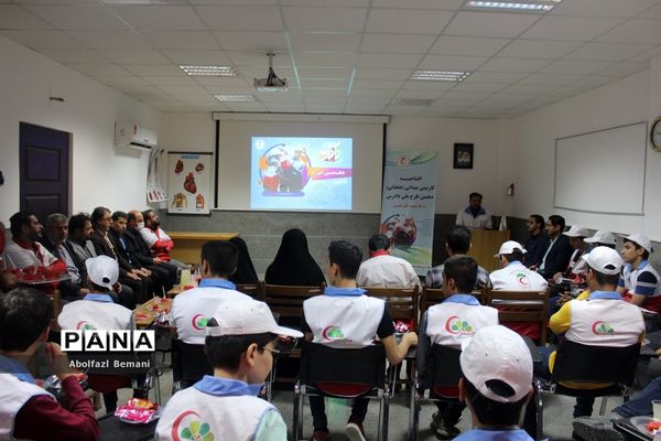 افتتاحیه دهمین دوره طرح ملی دادرس در قم