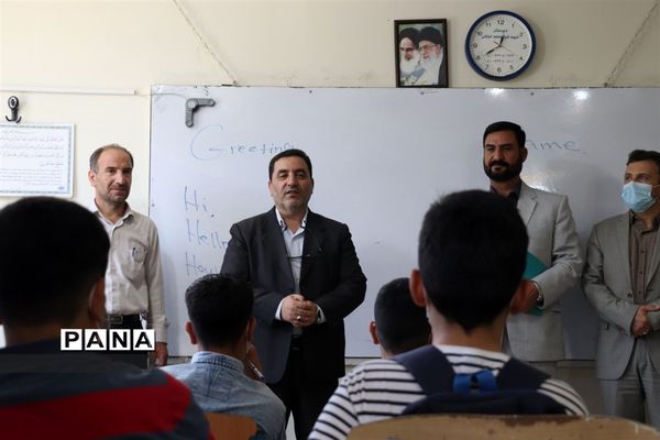 زنگ کلاس‌های تابستانی نواخته شد