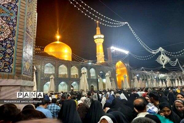 حال و هوای حرم رضوی از قربان تا غدیر
