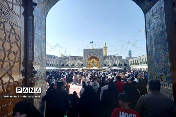 حال و هوای حرم رضوی از قربان تا غدیر