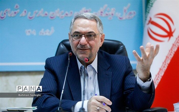 ترمیم و اصلاح سند تحول بنیادین در حال انجام است