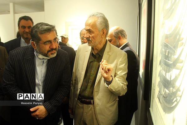 بازدید وزیر فرهنگ و ارشاد اسلامی از نمایشگاه خوشنویسی جلیل رسولی