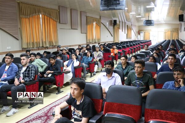 آموزش خبرنگاری به دانش آموزان عشایر کشور