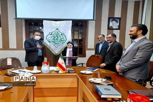 نمایشگاه عفاف و حجاب سازمان دانش‌آموزی فلاورجان