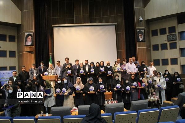 اختتامیه نخستین هم‌آورد دانش‌آموزی زیست فناوری دریایی مرجان در بوشهر