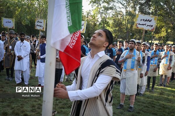 صبحگاه بیست و یکمین اردوی کشوری دانش‌آموزان پسر عشایر