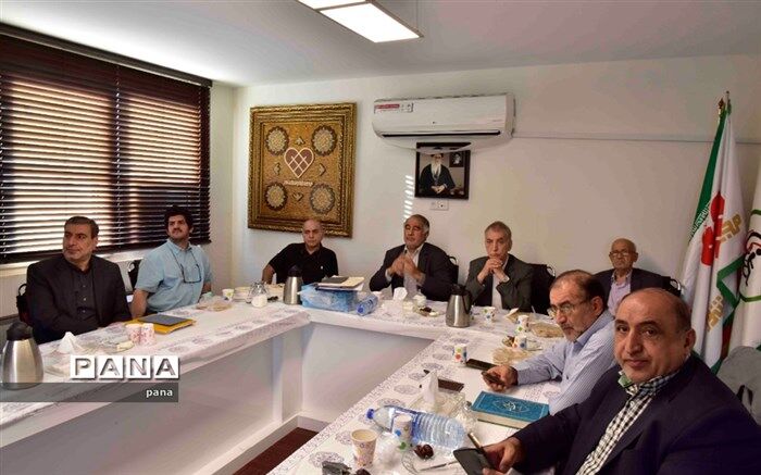 پرویز پرستویی  و رسول  خادم، رابط هنرمندان و ورزشکاران با مجمع خیرین کشور معرفی شدند