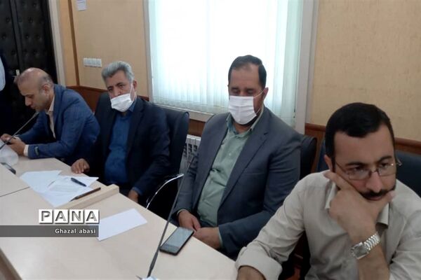 جلسه کارگروه توسعه، برنامه‌ریزی و عمران در شهرستان محمودآباد
