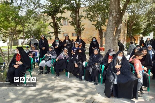 برگزاری ویژه برنامه عفاف و حجاب به همت سرای محله صاحب الزمان