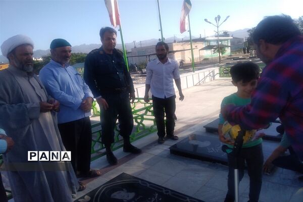 رزمایش دوچرخه‌سواری دانش‌آموزان روستای دهنو، خلیل‌آباد